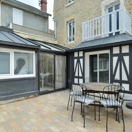 Maison Yumi - Avec Terrasse Proche De La Holiday home